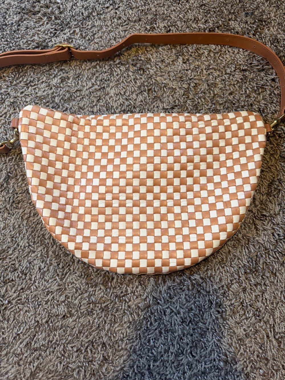 Clare V Grande Fanny Burnt Orange & Cream Crossbody Bag with Adjustable Strap - Picture 8 of 12